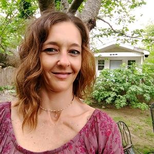 Meet your Posher, Kim